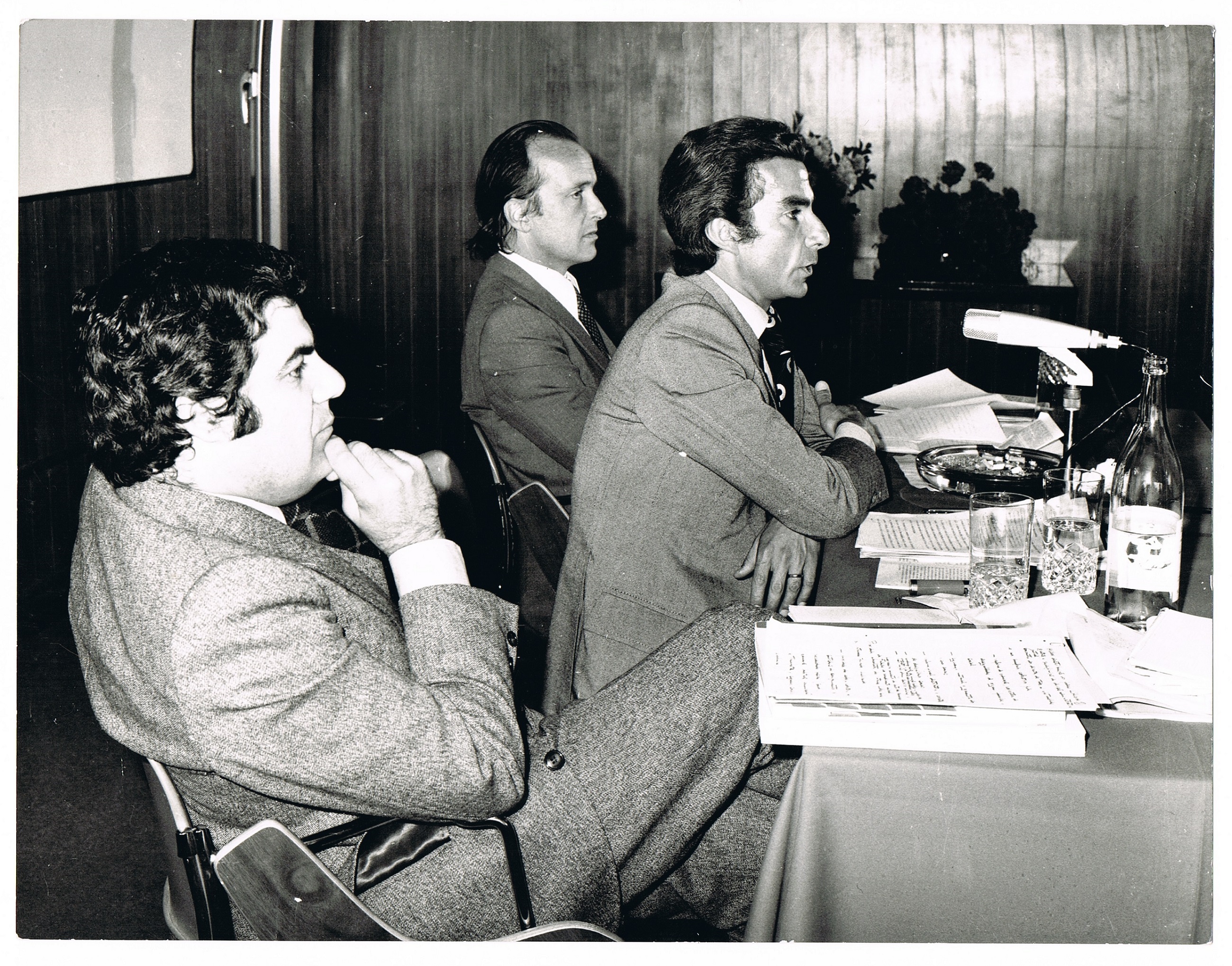 A primeira conferência de imprensa A primeira conferência de imprensa