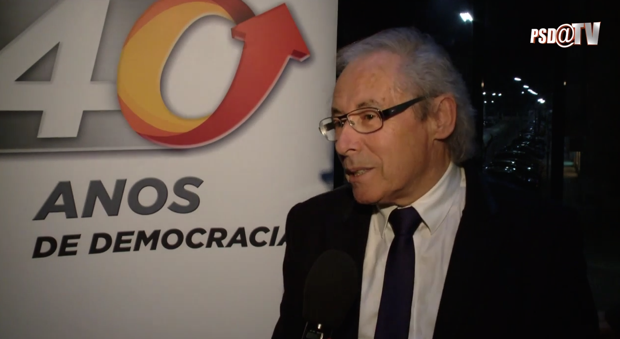 O fundador de Porto de Mós O fundador de Porto de Mós