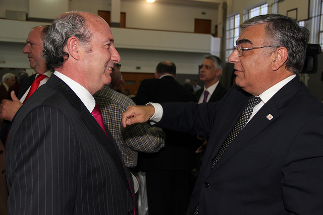 Um jovem candidato à câmara de Portimão Um jovem candidato à câmara de Portimão