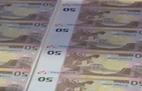 Começa a circular o Euro