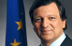 Durão Barroso lidera Comissão Europeia