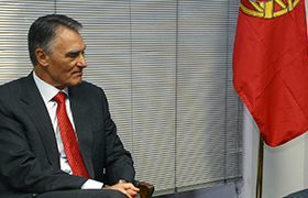 Cavaco Silva apresenta manifesto eleitoral